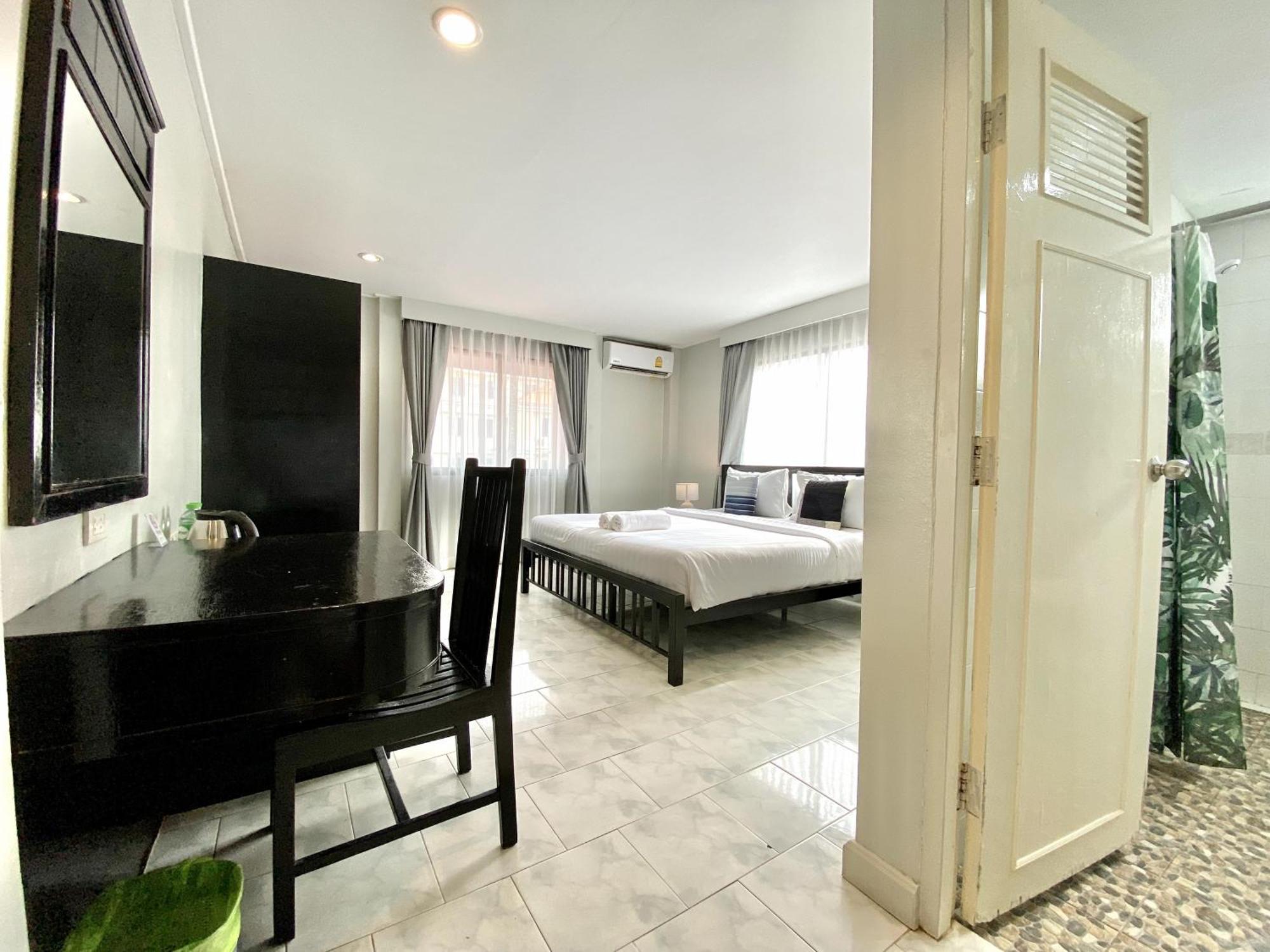 Beachwalk Minotel Patong 外观 照片