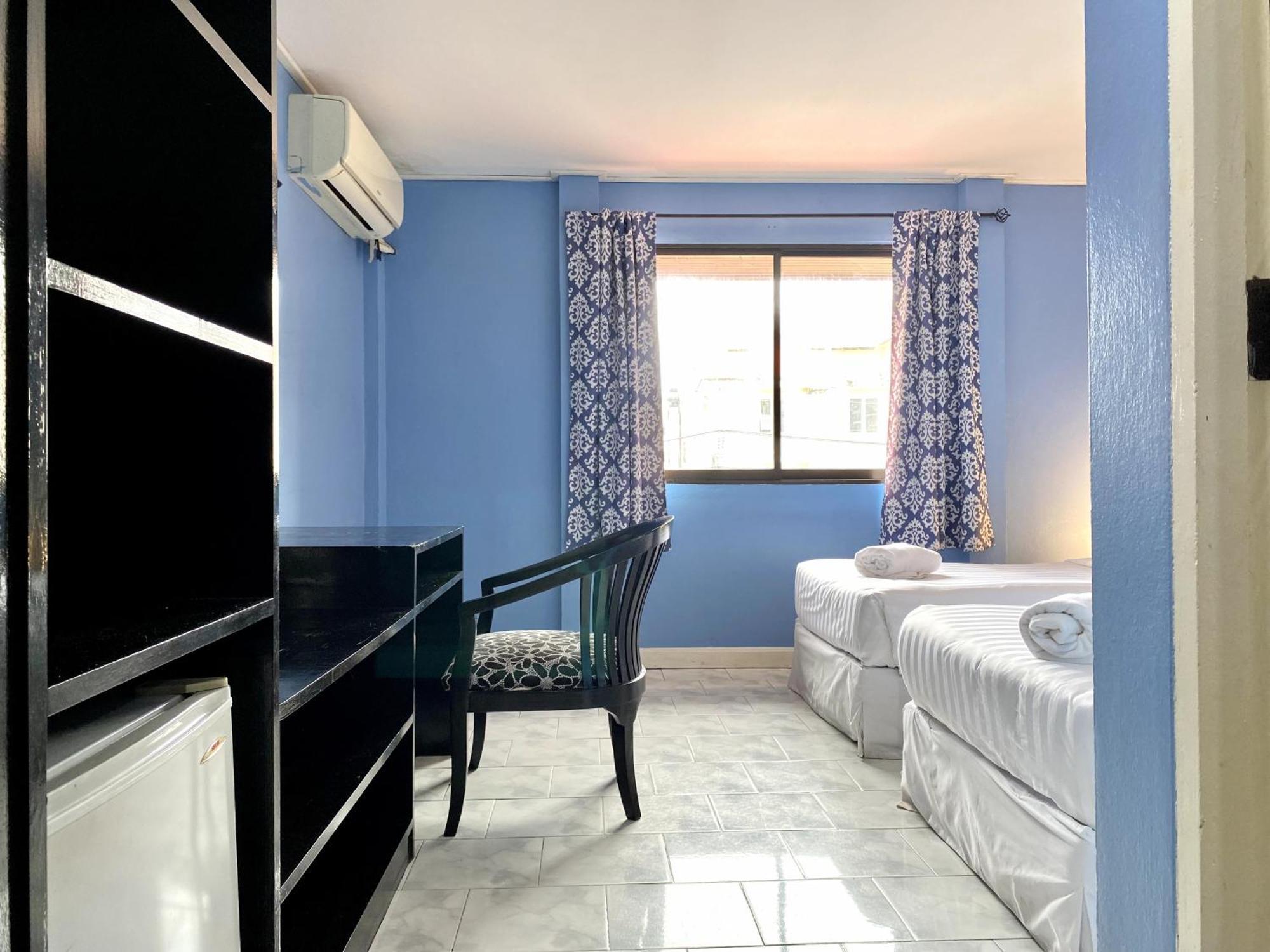 Beachwalk Minotel Patong 外观 照片