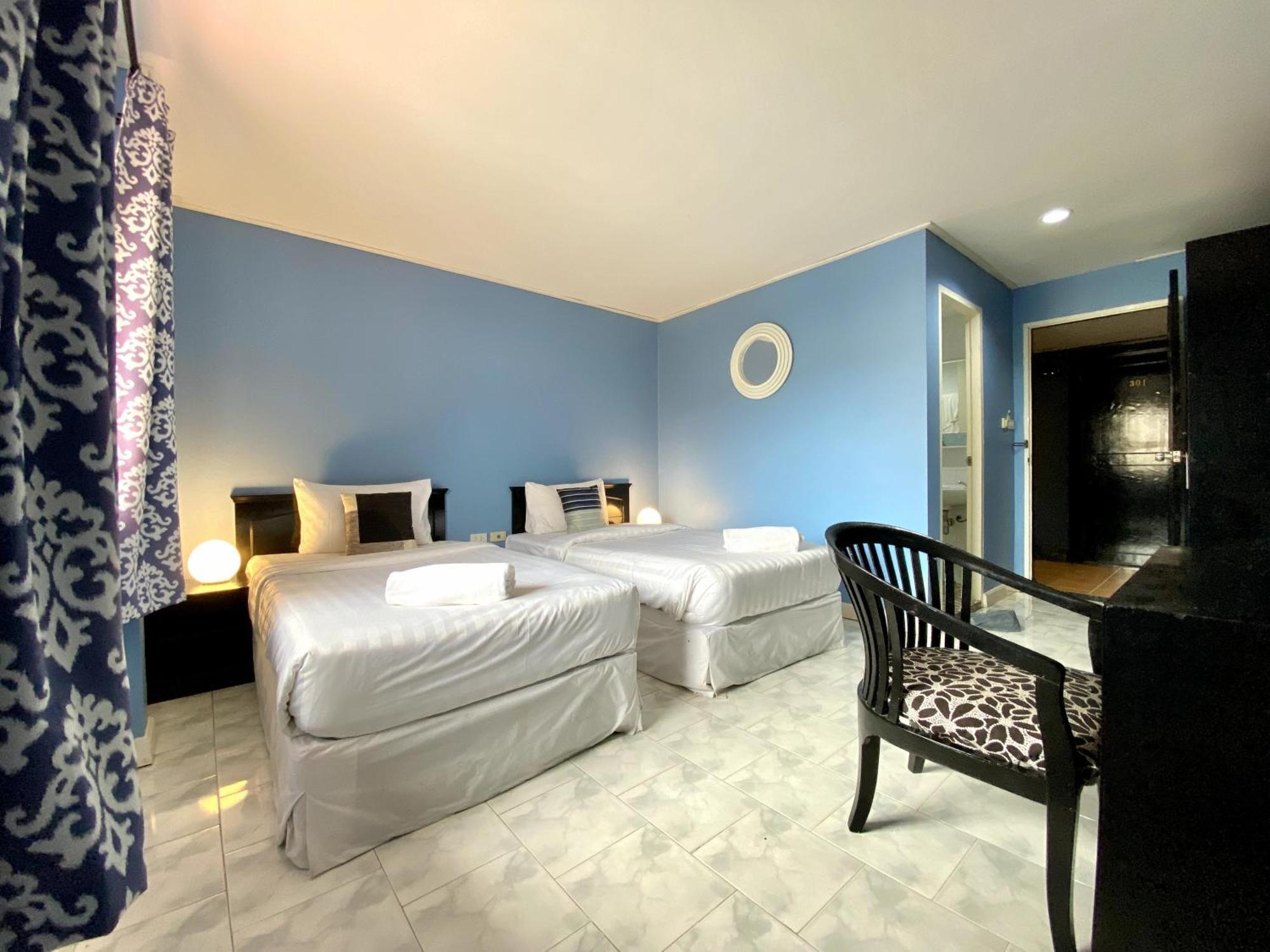 Beachwalk Minotel Patong 外观 照片